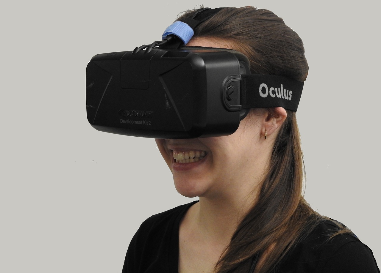 日本最新VR平台引领虚拟现实技术革新，开启新纪元体验之旅