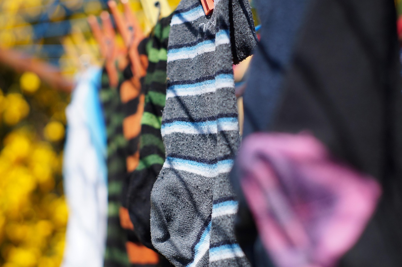 钢琴比赛参赛者着装建议与考量，穿什么衣服更合适？