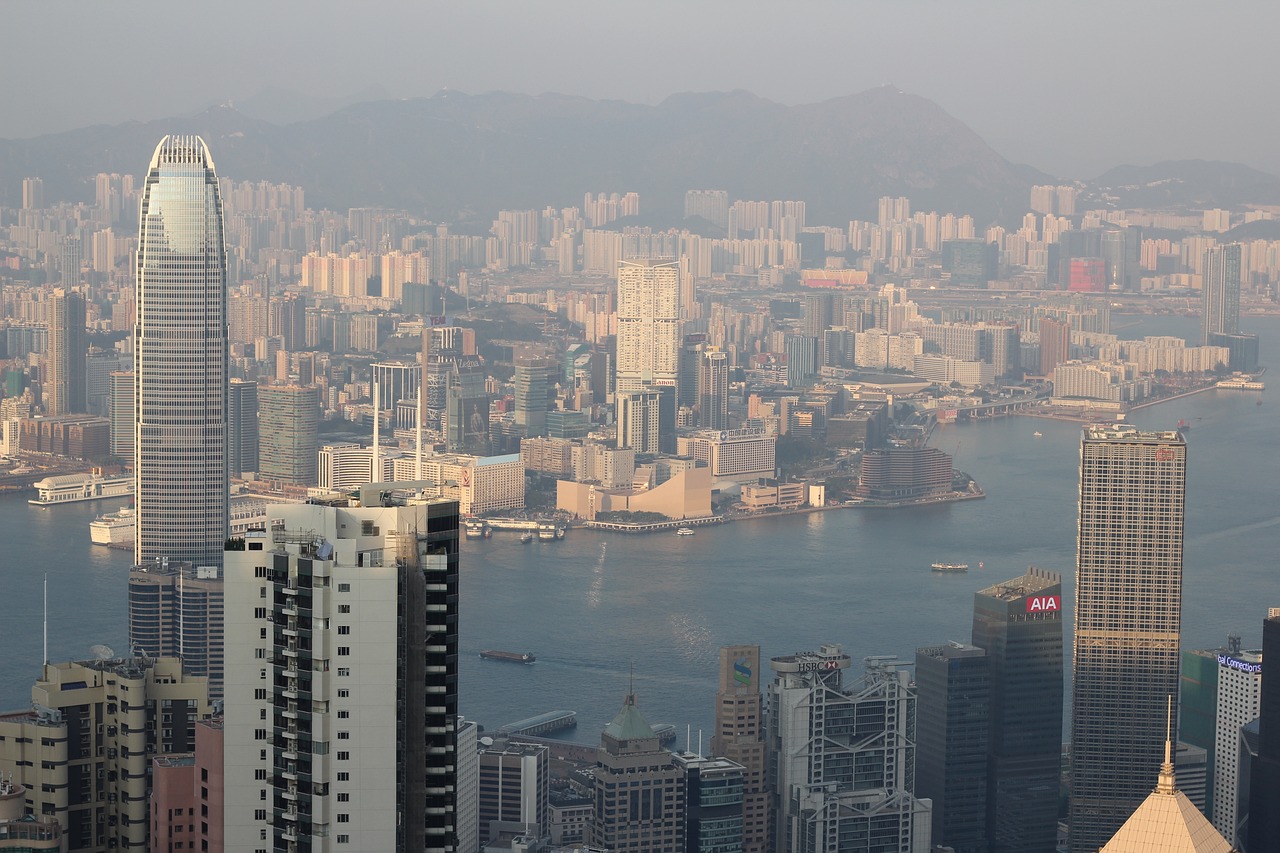 高栏港资讯更新，港口发展、技术创新与地区经济提升同步前行。