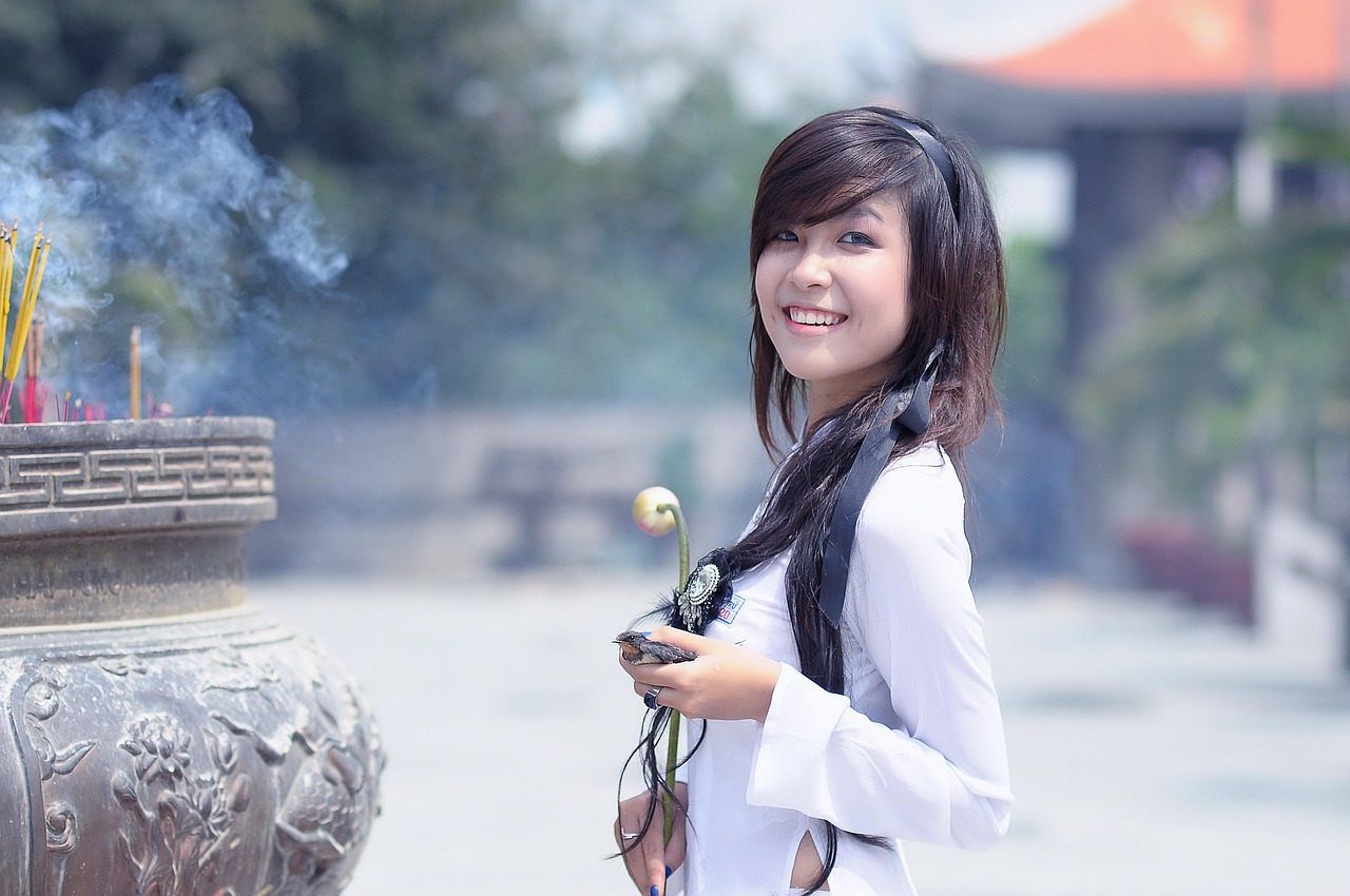 动漫美女吸奶，文化现象的深度解读与探讨